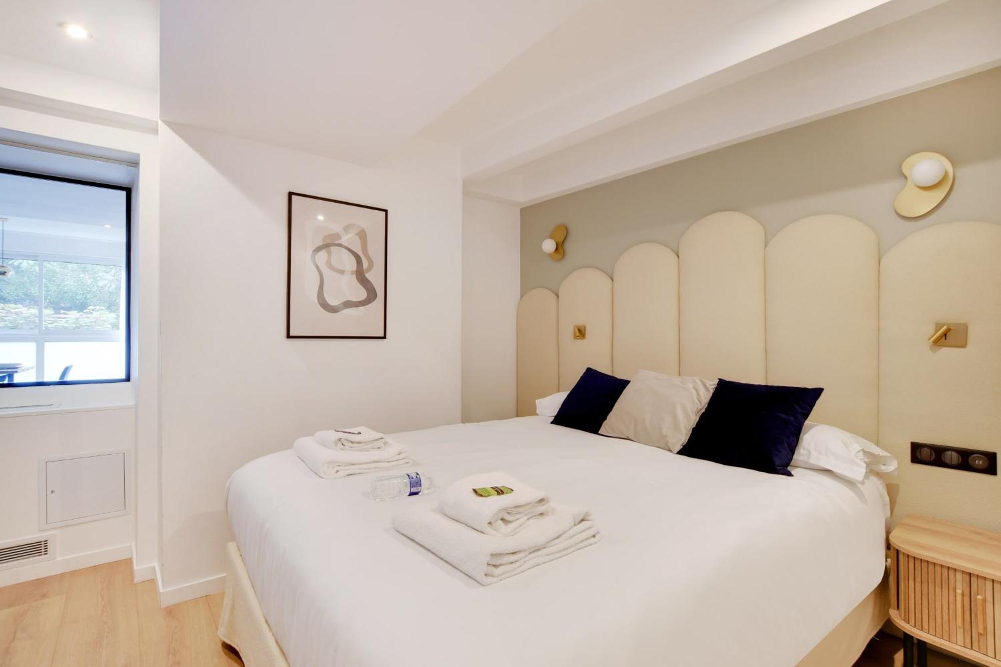 Incroyable Appartement - 3Br-8P - Pl De La Nation Paris Luaran gambar